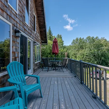 Rangeley 4-Season Retreat – Water and Sunset Views – Wood Stove – Game Room