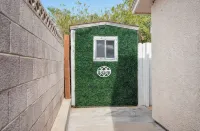 1 Bedroom 1 Bath with separate entrance & Parking Hotels in Summerlin-Northwest Las Vegas