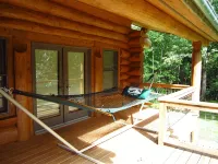 Relaxing log home on a private mountainside in Rappahannock County, Virginia - 4-Star