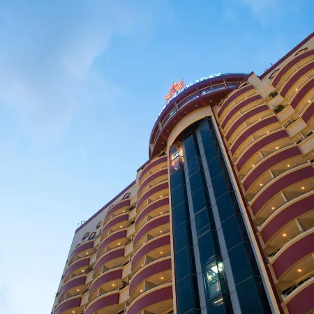 Planet Holiday Hotel & Residence