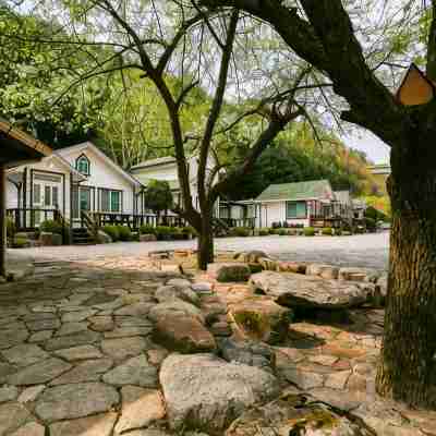 Geumdanggyegok Blue Mountain Pension Hotel Exterior