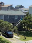Enjoy Easy Access To The Ocean Less Than 100 Yards Away!! - Wifi