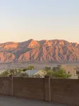Kelly’s Casita with Gated Off Road Parking.  Private, Quiet, Clean, Comfortable. - 3-Star