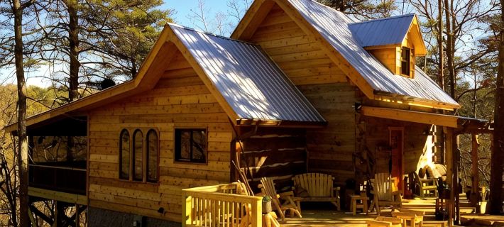 2BR/2Bath1800's Original Secluded Romantic River Mountain Cabin Therapy Hottub Hotels in DeKalb County