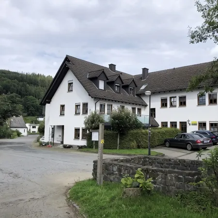 Ferienwohnung Grewe mit 77qm und Balkon - in Ruhiger Lage