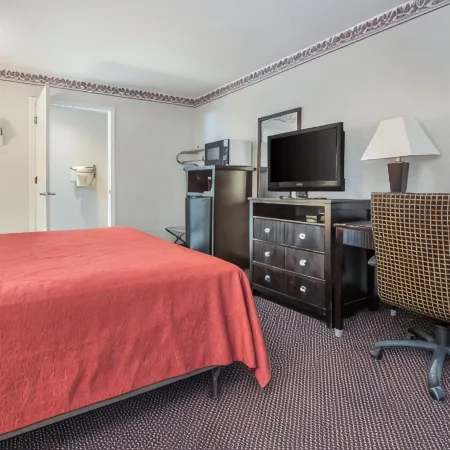 Econo Lodge Inn & Suites Sweetwater I-20