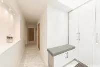 Spacious 3BR Home Playroom & Free Parking - บังกะโล