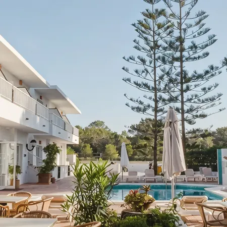 Hostal Es Pi - Emar Hotels