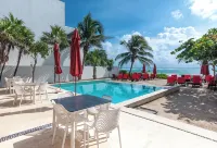3 Bdrm. townhouse in gorgeous Akumal with WiFi & AC. Beach Club steps away! - Pools