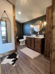 Charming 2BR Bunkhouse in the heart of the Texas Hill Country! - Alphydda