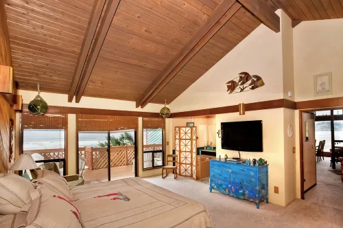 "WOW House" - Prime Panoramic Oceanfront Home - ติดทะเล