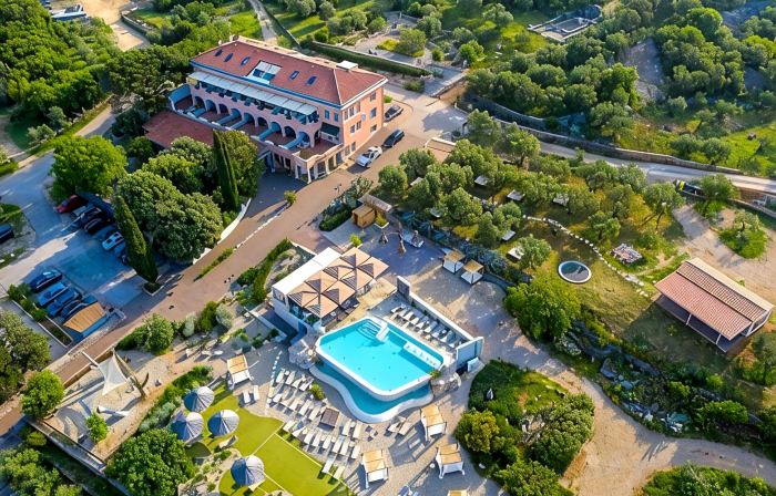 Hotel Kanajt