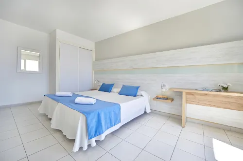 Gavimar Ariel Chico Hotel and Apartments - Parkering