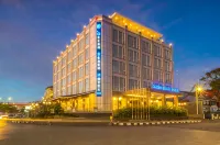 Ocean Beach Hotel Padang - 3-Star