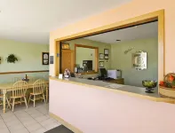 Super 8 by Wyndham Belle Fourche SD