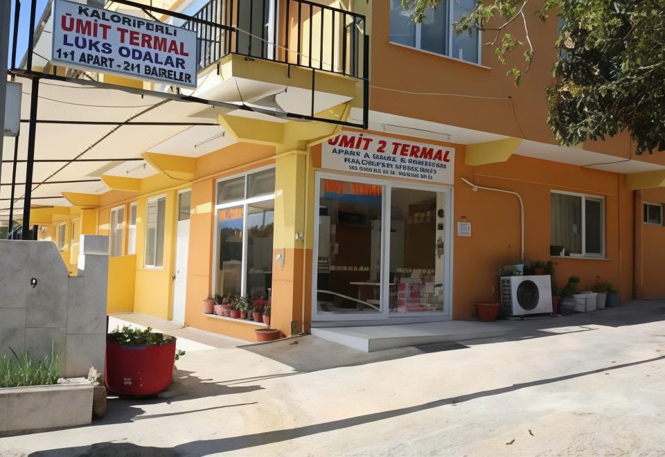 Ümit 2 Termal Apart Pansiyon - Housity