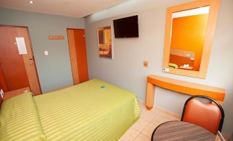 Hotel Lira - Sólo Adultos