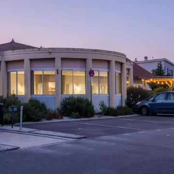 Kyriad Lyon Est - Bron Eurexpo le Cottage