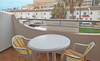 Apartamentos Voramar 3000