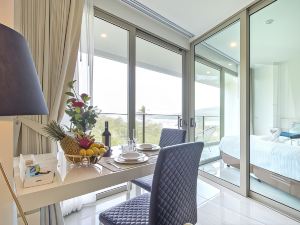 Oceana Apartments Phuket