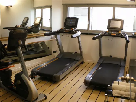 The ReMIX Hotel Отели рядом с достопримечательностью «Paris Event Center»