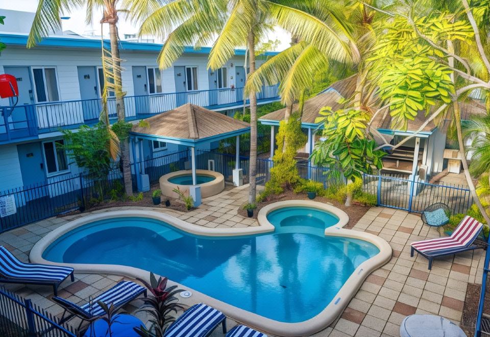 Cairns Central YHA Hostel Over view