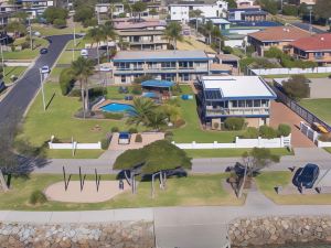 Lakeside Holiday Apartments Merimbula