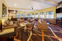 Super 8 by Wyndham Akron S/Green/Uniontown Oh Hotels in Green