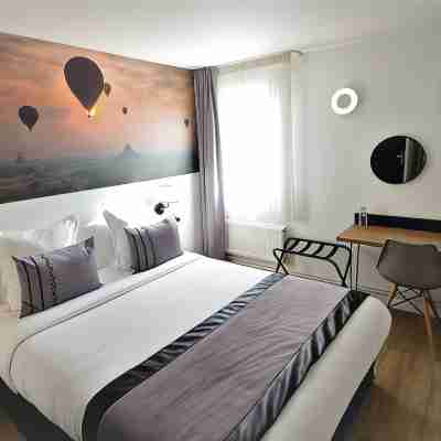 Logis Hôtel Cris Hotel Rooms