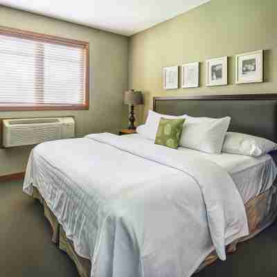 Bighorn Meadows Resort Rooms