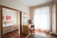 Hotel Apartamentos Dabarca Các khách sạn gần Plaza de la Lena