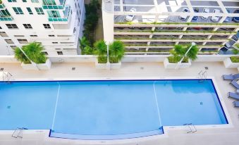 Amazing High-Rise Condo @Brickell with Pool