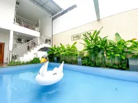 Spacious Family-Friendly Villa with Swimming Pool - Villas