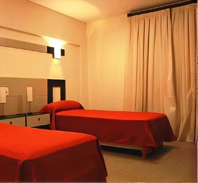 Nuevo Mundo Hotels in San Rafael