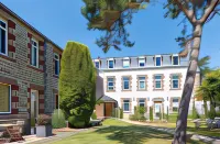 Hôtel les Costans, the Originals Relais Hotel a Perros-Guirec