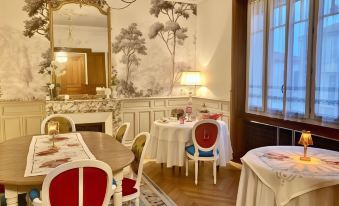 La Villa des Roses Gîte Chambres d'hôtes Piscine chauffée