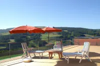 Madame Vacances - Résidence la Marquisié Hotels in Ambialet