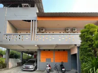 RedDoorz Syariah Near Exit Tol Nganjuk Các khách sạn ở Nganjuk Sub-District
