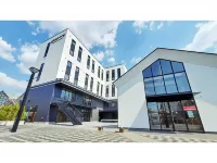 Business & Activity Chanvre Hotels in Точіґі