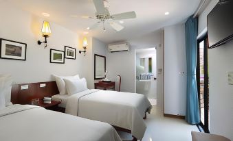 Ancient Lane Hotel