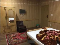 Hunza Horizon Inn فنادق في Garelt