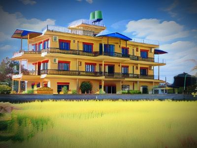 Hotel National Park Sauraha- Homely Stay and Peaceful Location with Jungle Safari Arrangements