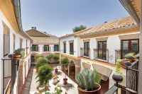 Líbere Córdoba Patio Santa Marta