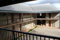 Imperial Motel - 4-Star