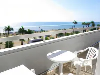 Sun Hall Beach Hotel Apartments - Pemandangan Pantai