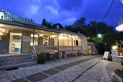 Vikos Hotel Hotels near Vradeto Steps