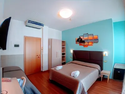Hotel Monica Hôtels à : Rivazzurra