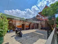 Janoko Guesthouse Syariah RedPartner Hotel dekat LB KARTINI PUSAT BELANJA HP DAN ACC TERLENGKAP