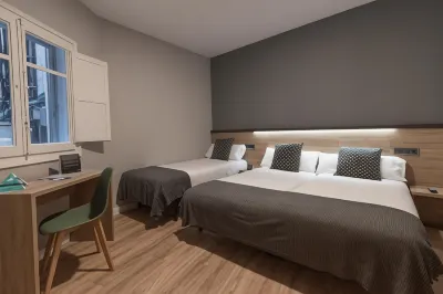 ألدا ثينترو بامبلونا فنادق في 