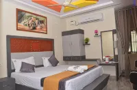 Hotel Panchavarnaa